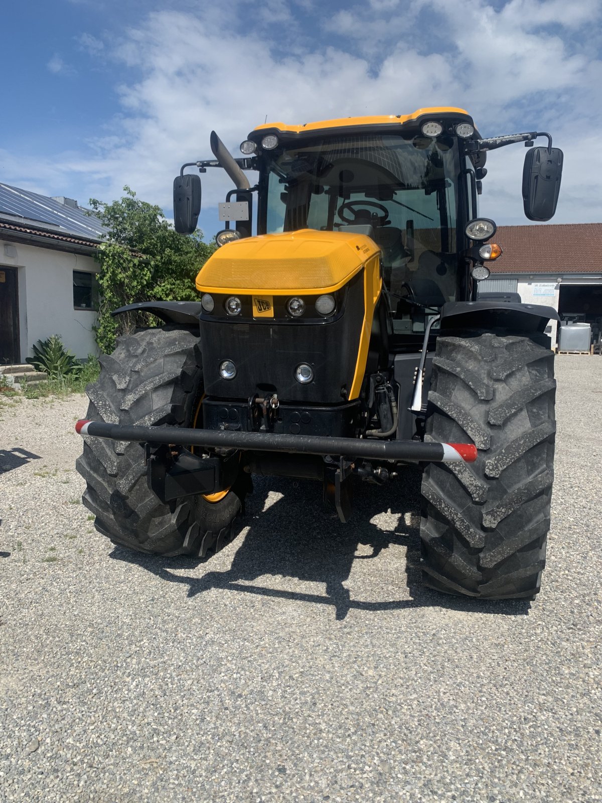 Traktor van het type JCB Fastrac 4220, Gebrauchtmaschine in Egenburg (Foto 2)