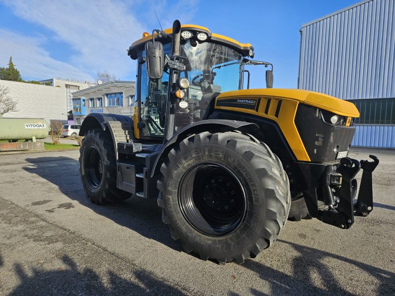 Traktor du type JCB Fastrac 4220, Gebrauchtmaschine en Hindelbank (Photo 2)