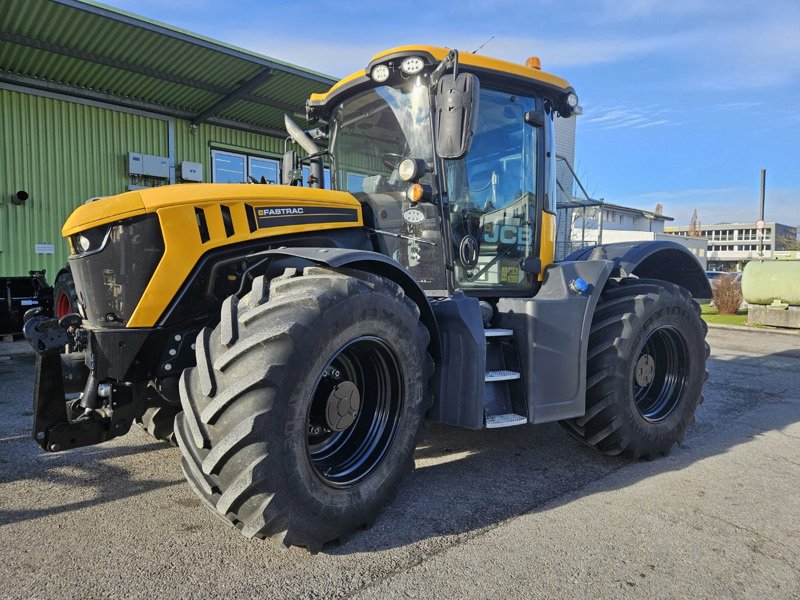 Traktor типа JCB Fastrac 4220, Gebrauchtmaschine в Hindelbank (Фотография 1)