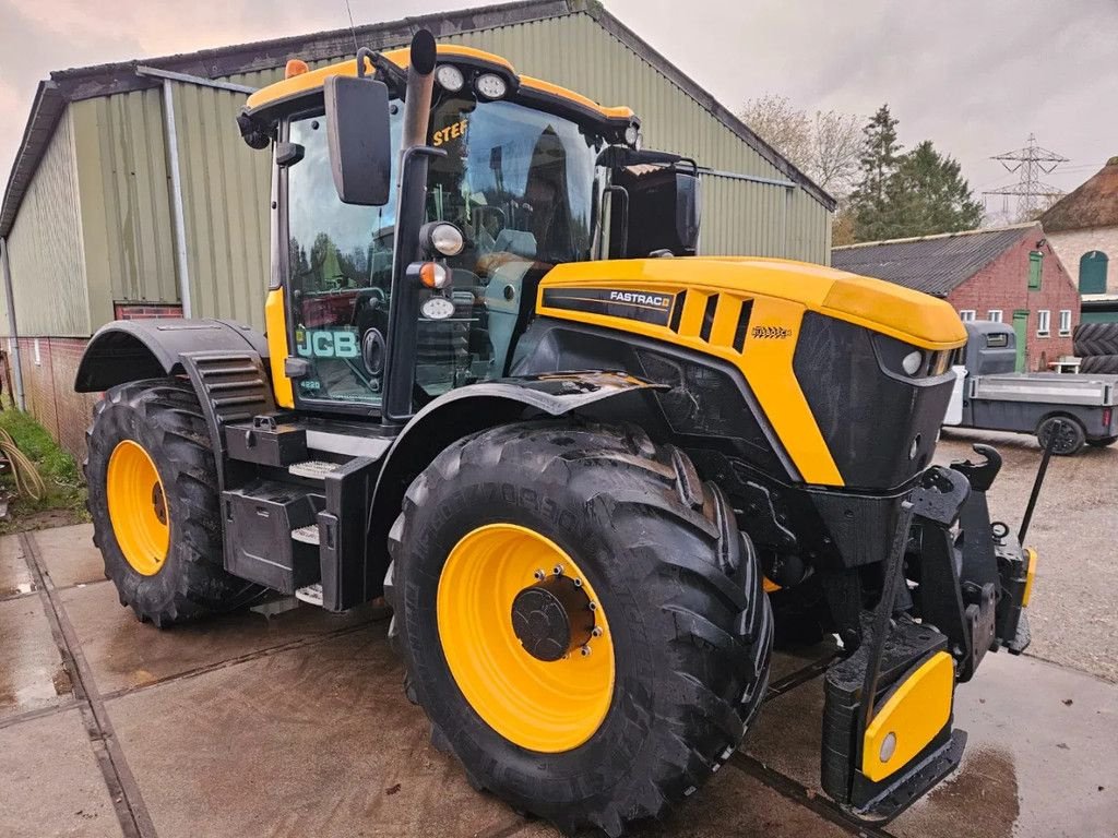 Traktor des Typs JCB Fastrac 4220, Gebrauchtmaschine in Bergen op Zoom (Bild 3)