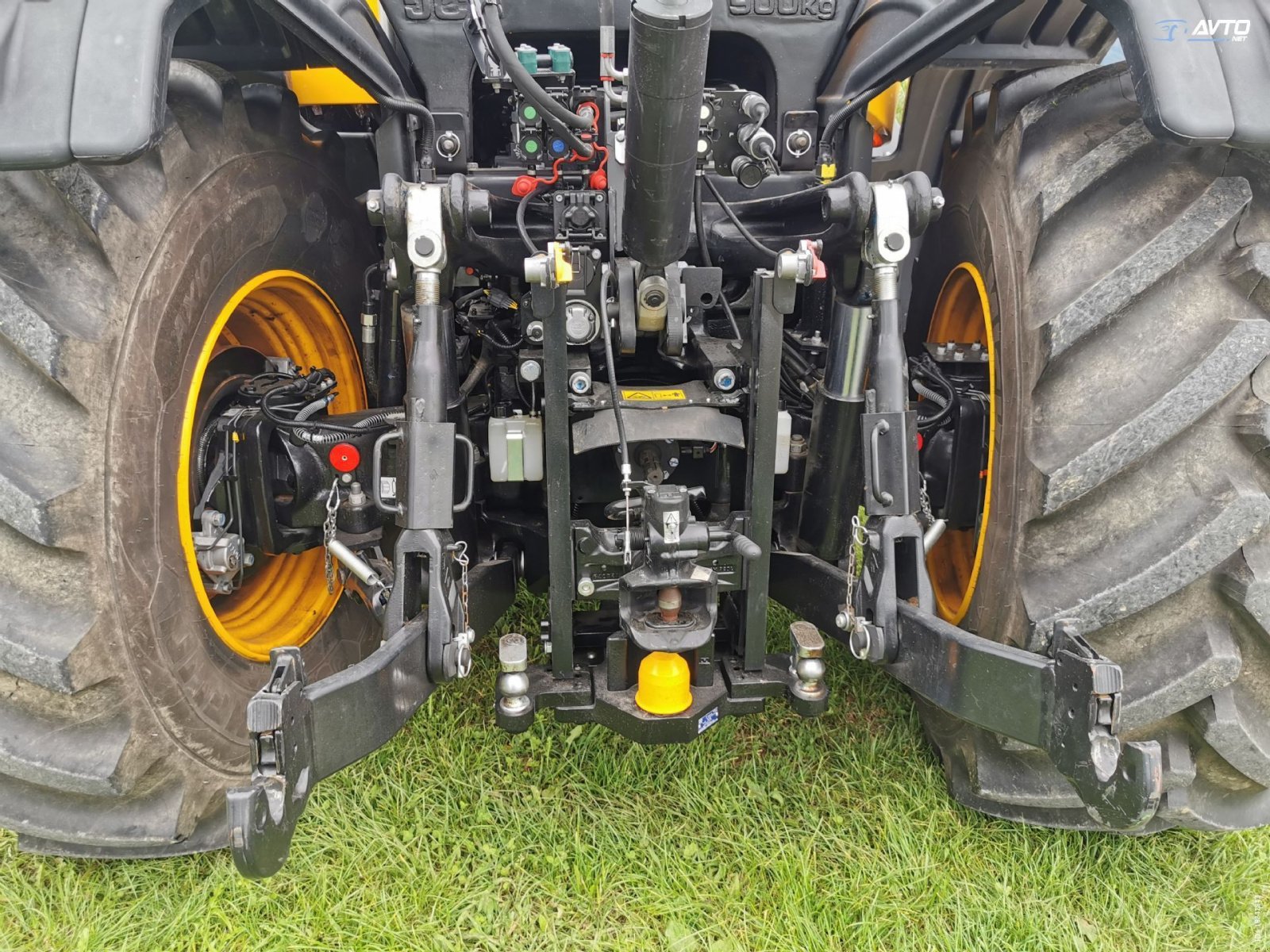 Traktor tipa JCB Fastrac 4220, Neumaschine u Naklo (Slika 12)