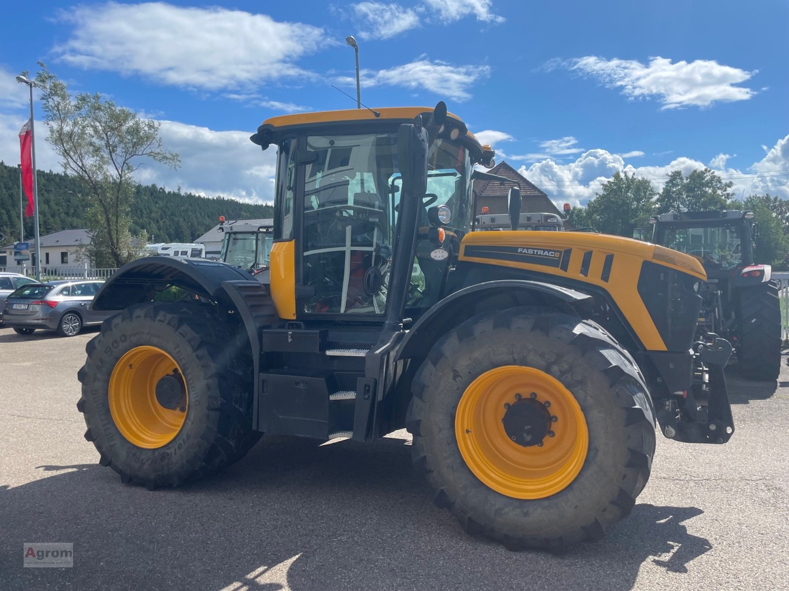 Traktor типа JCB Fastrac 4220, Gebrauchtmaschine в Kirchen-Hausen (Фотография 5)