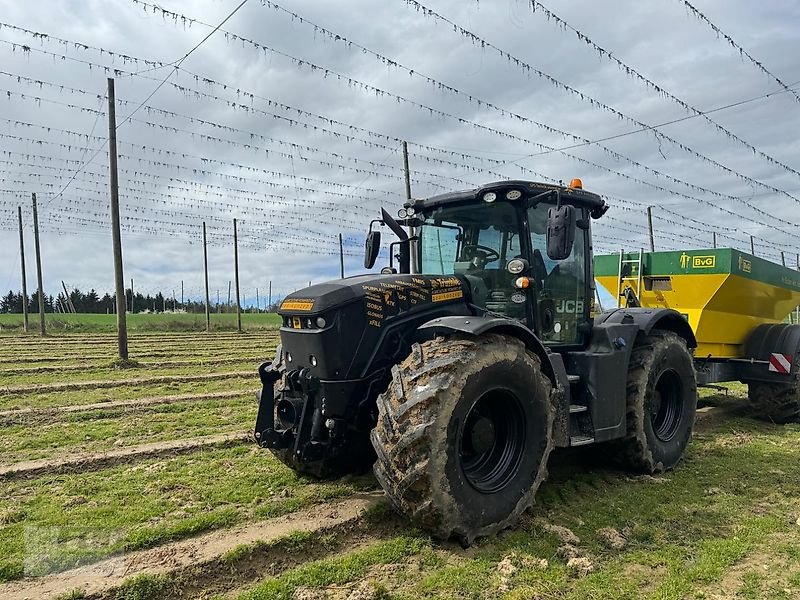 Traktor typu JCB Fastrac 4220, Gebrauchtmaschine w Pfeffenhausen (Zdjęcie 2)