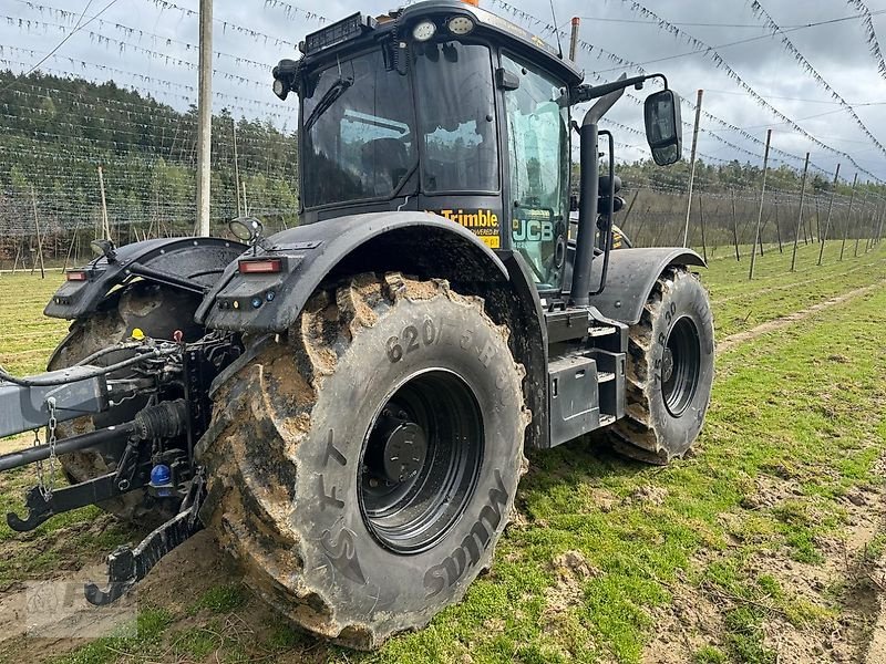 Traktor typu JCB Fastrac 4220, Gebrauchtmaschine w Pfeffenhausen (Zdjęcie 5)