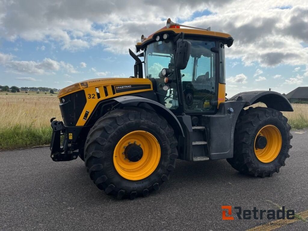 Traktor типа JCB Fastrac 4220, Gebrauchtmaschine в Rødovre (Фотография 2)