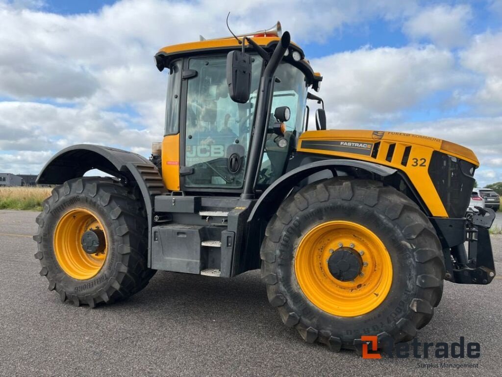 Traktor del tipo JCB Fastrac 4220, Gebrauchtmaschine en Rødovre (Imagen 4)