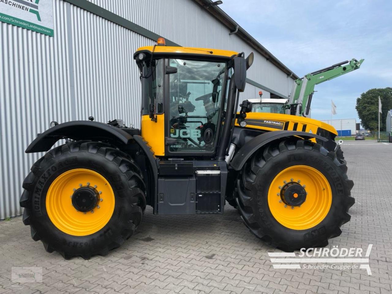 Traktor typu JCB FASTRAC 4220, Gebrauchtmaschine w Wildeshausen (Zdjęcie 2)