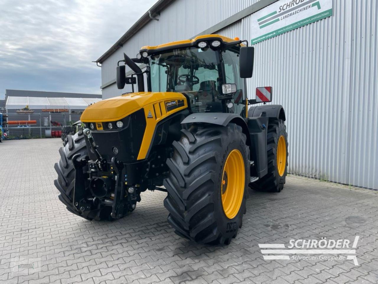 Traktor typu JCB FASTRAC 4220, Gebrauchtmaschine w Wildeshausen (Zdjęcie 5)