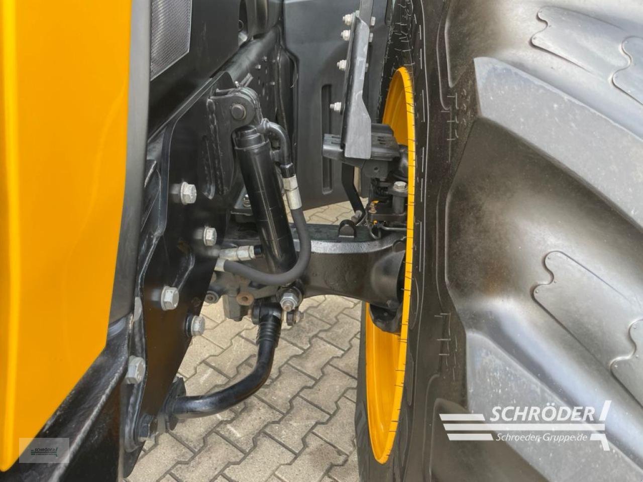 Traktor typu JCB FASTRAC 4220, Gebrauchtmaschine w Wildeshausen (Zdjęcie 9)