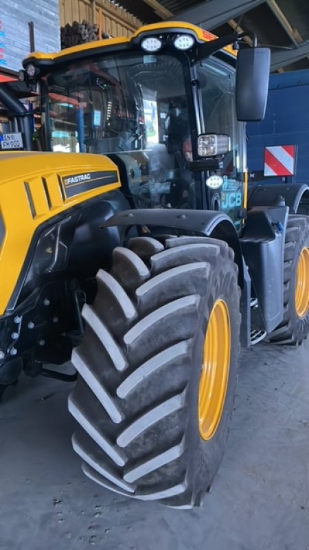 Traktor del tipo JCB Fastrac 4220, Gebrauchtmaschine en Merkendorf (Imagen 2)