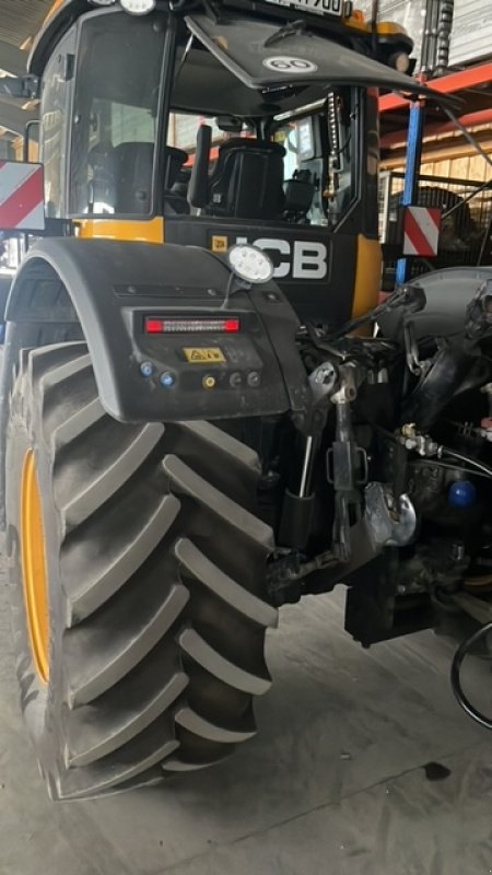 Traktor del tipo JCB Fastrac 4220, Gebrauchtmaschine en Merkendorf (Imagen 3)