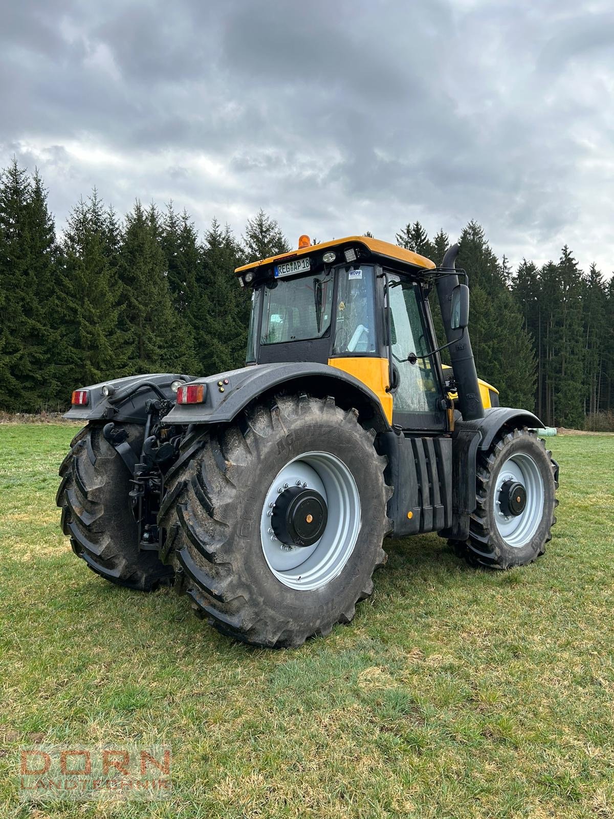 Traktor του τύπου JCB Fastrac 8250, Gebrauchtmaschine σε Bruckberg (Φωτογραφία 3)