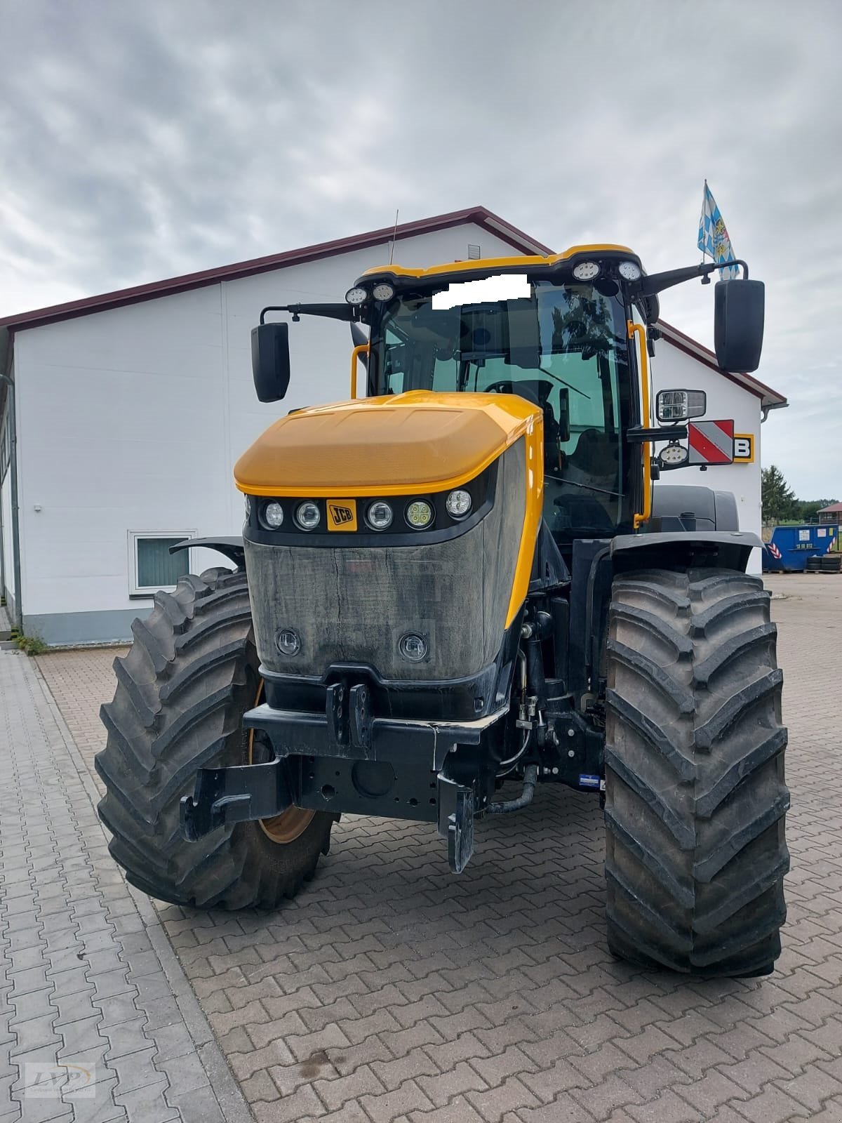 Traktor Türe ait JCB Fastrac 8290 I-CON gleich wie 8330, Gebrauchtmaschine içinde Pegnitz (resim 2)