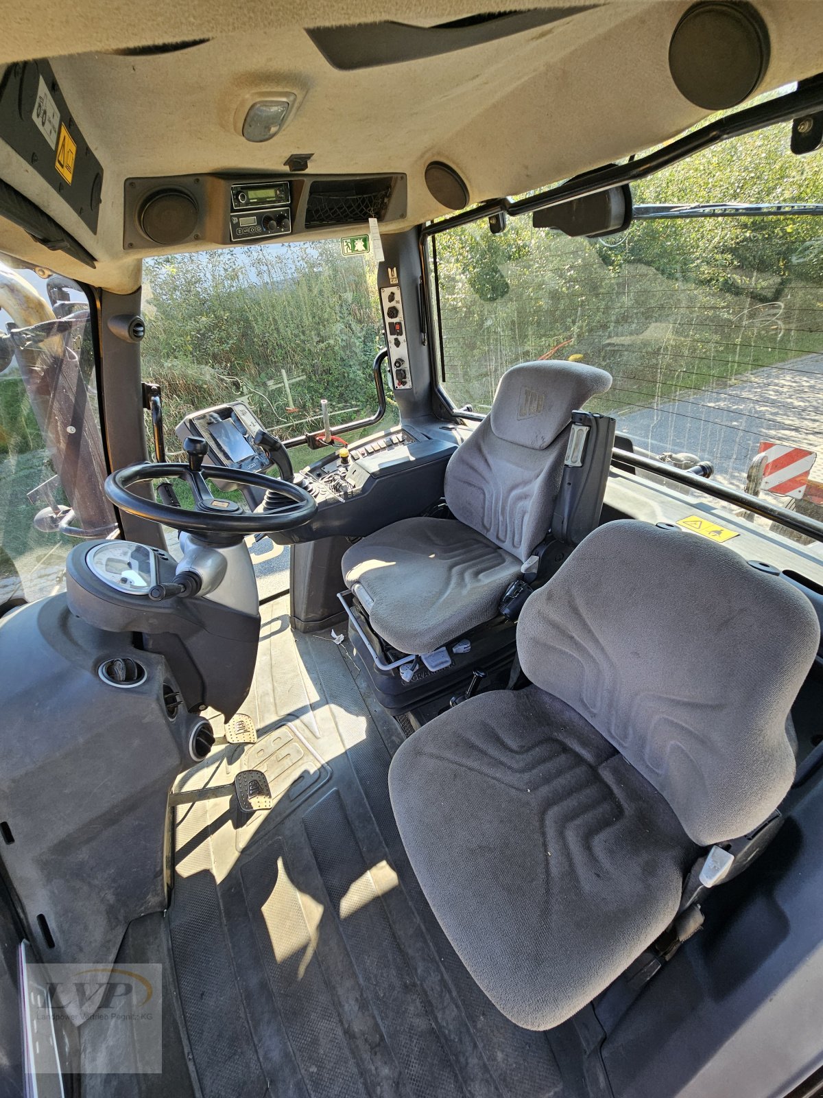 Traktor a típus JCB Fastrac 8310, Gebrauchtmaschine ekkor: Hohenau (Kép 12)