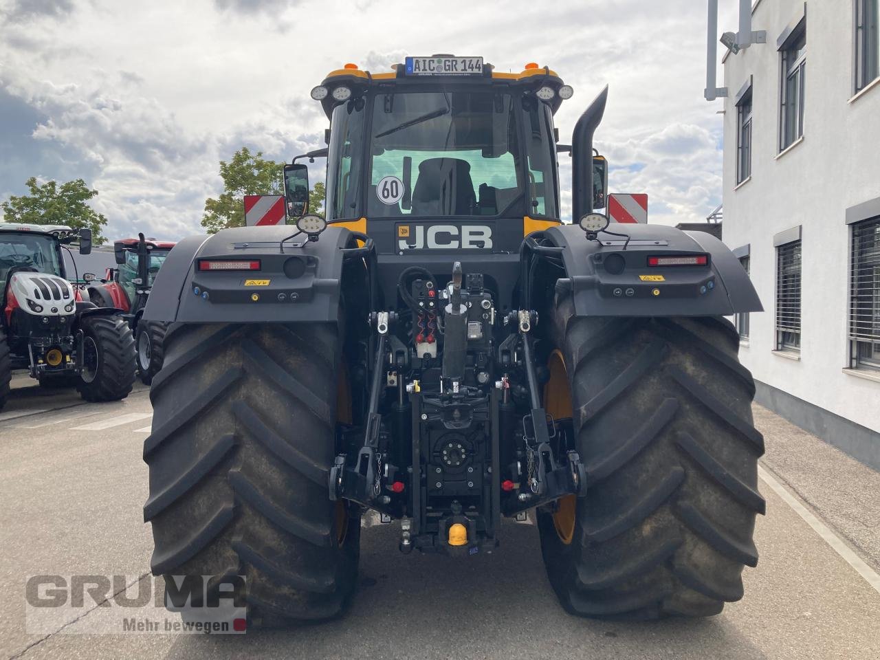 Traktor Türe ait JCB Fastrac 8330 iCON, Gebrauchtmaschine içinde Friedberg-Derching (resim 5)