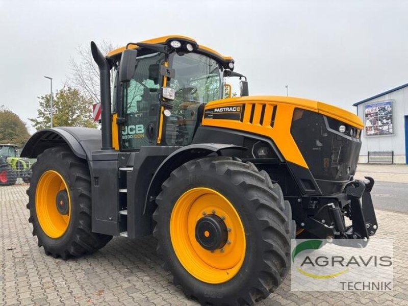 Traktor van het type JCB FASTRAC 8330 STUFE V ICON, Gebrauchtmaschine in Meppen (Foto 2)