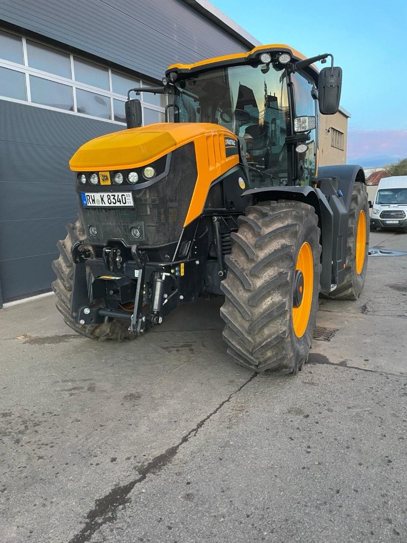 Traktor of the type JCB Fastrac 8330, Gebrauchtmaschine in Ebeleben (Picture 1)