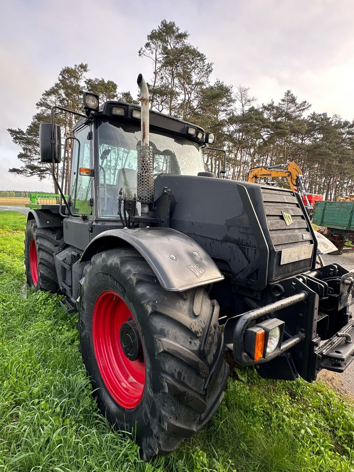 Traktor van het type JCB Fastrac, Gebrauchtmaschine in Hillerse (Foto 4)