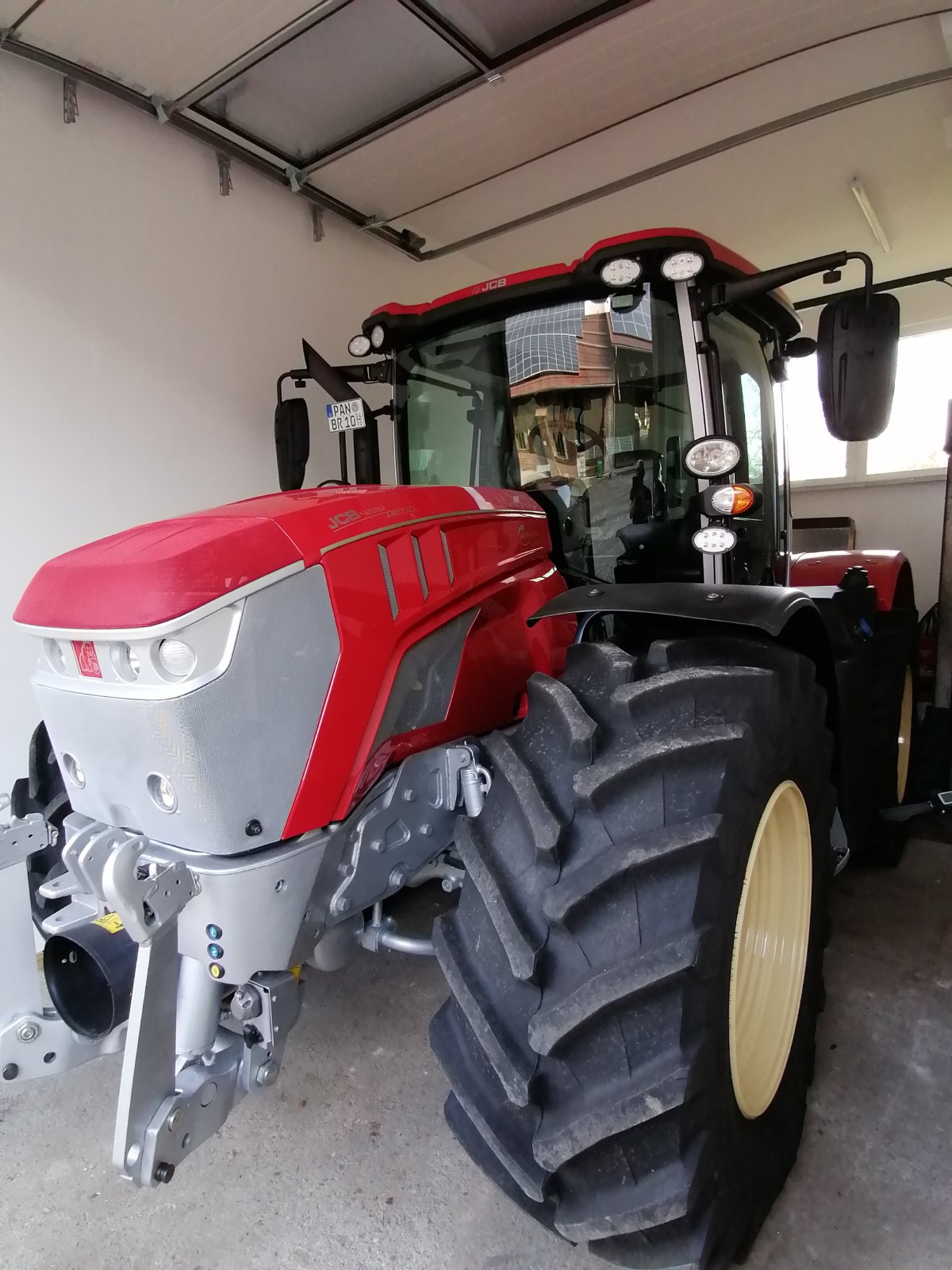 Traktor des Typs JCB Fasttrac 4220, Gebrauchtmaschine in Bad Birnbach (Bild 1)