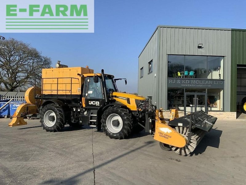 Traktor of the type JCB hmv 2170 fastrac airport runway broom (st15913), Gebrauchtmaschine in SHAFTESBURY (Picture 1)