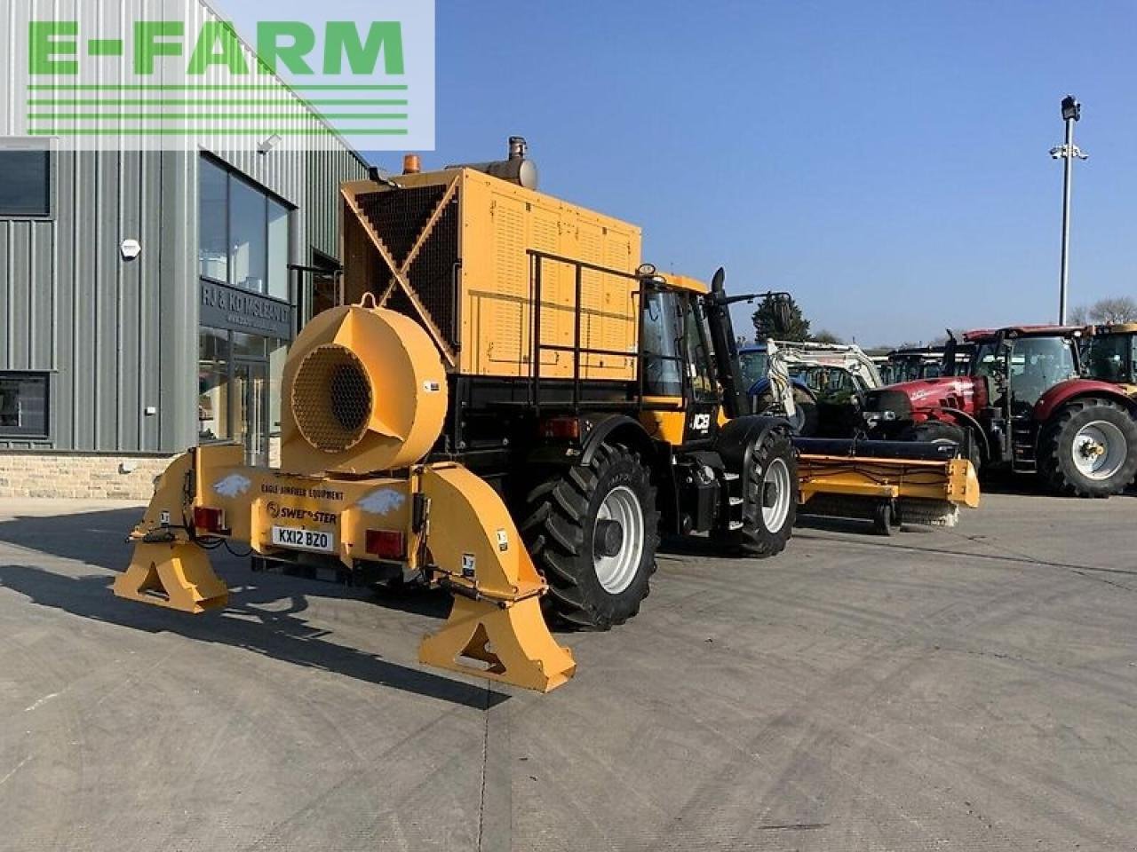 Traktor типа JCB hmv 2170 fastrac airport runway broom (st15913), Gebrauchtmaschine в SHAFTESBURY (Фотография 4)