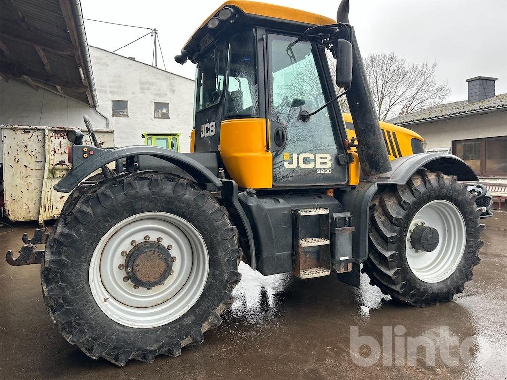 Traktor typu JCB HMV 3230-65, Gebrauchtmaschine v Düsseldorf (Obrázek 4)