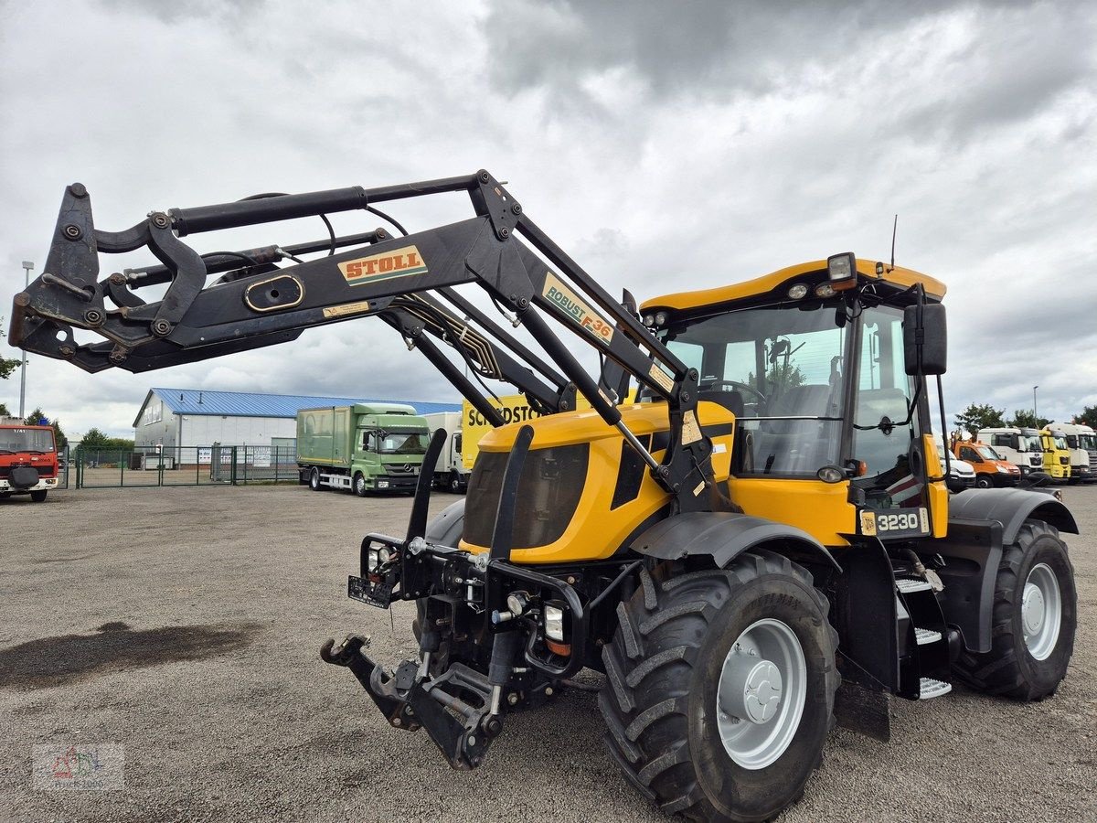 Traktor of the type JCB JCB Fastrac HMV 3230 2 Zapfwellen + Frontheber Stoll, Gebrauchtmaschine in Sottrum (Picture 2)