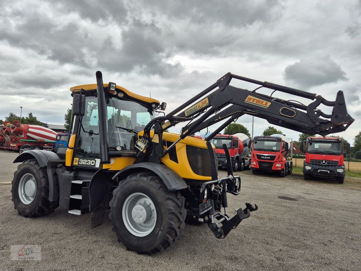 Traktor of the type JCB JCB Fastrac HMV 3230 2 Zapfwellen + Frontheber Stoll, Gebrauchtmaschine in Sottrum (Picture 9)