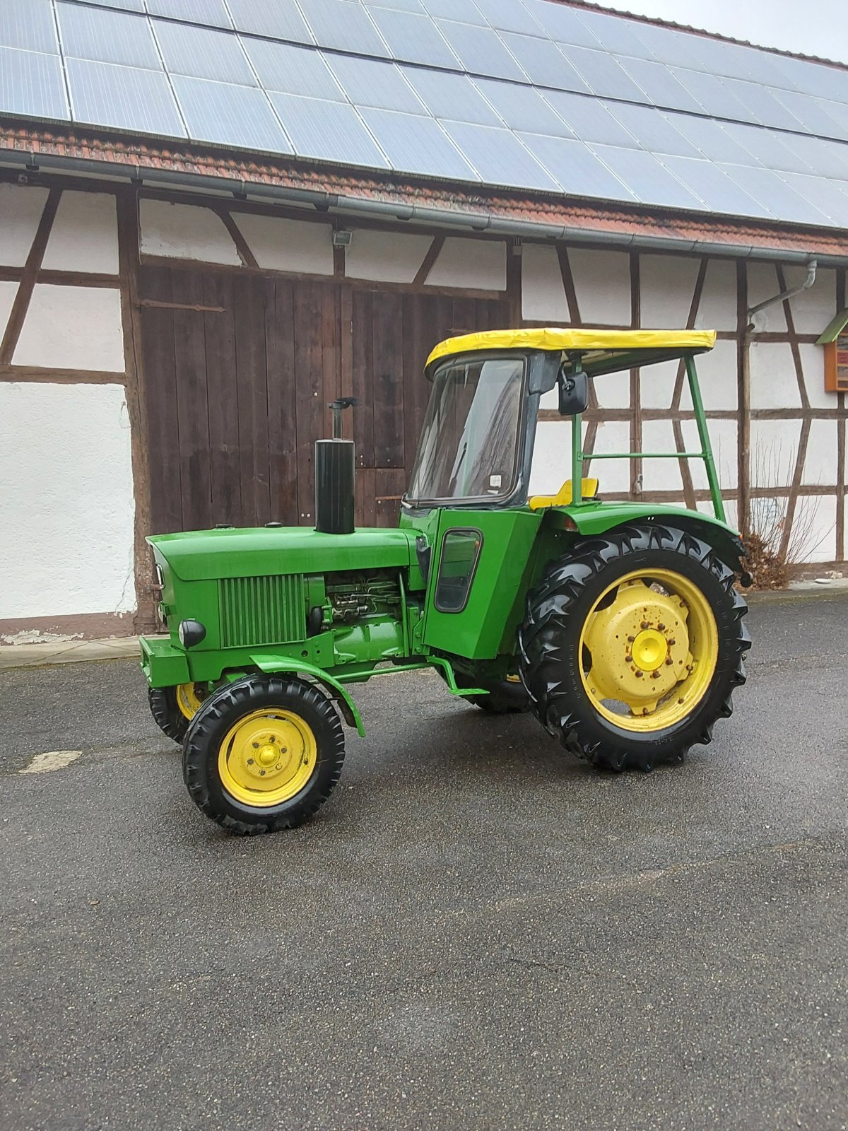 Traktor van het type John Deere 1020 S, Gebrauchtmaschine in Kötz  OT  Ebersbach (Foto 2)