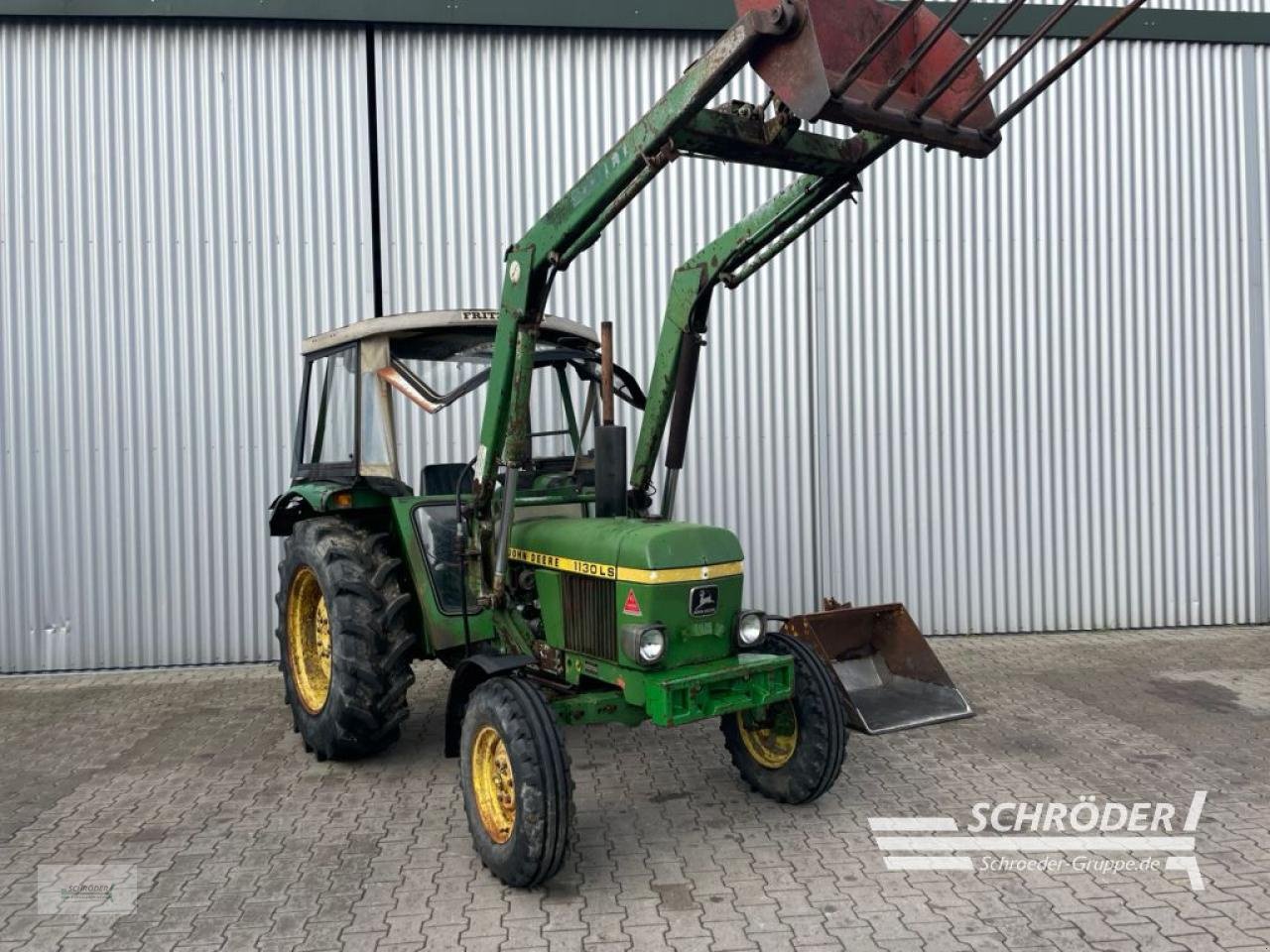 Traktor του τύπου John Deere 1130 LS, Gebrauchtmaschine σε Wildeshausen (Φωτογραφία 1)