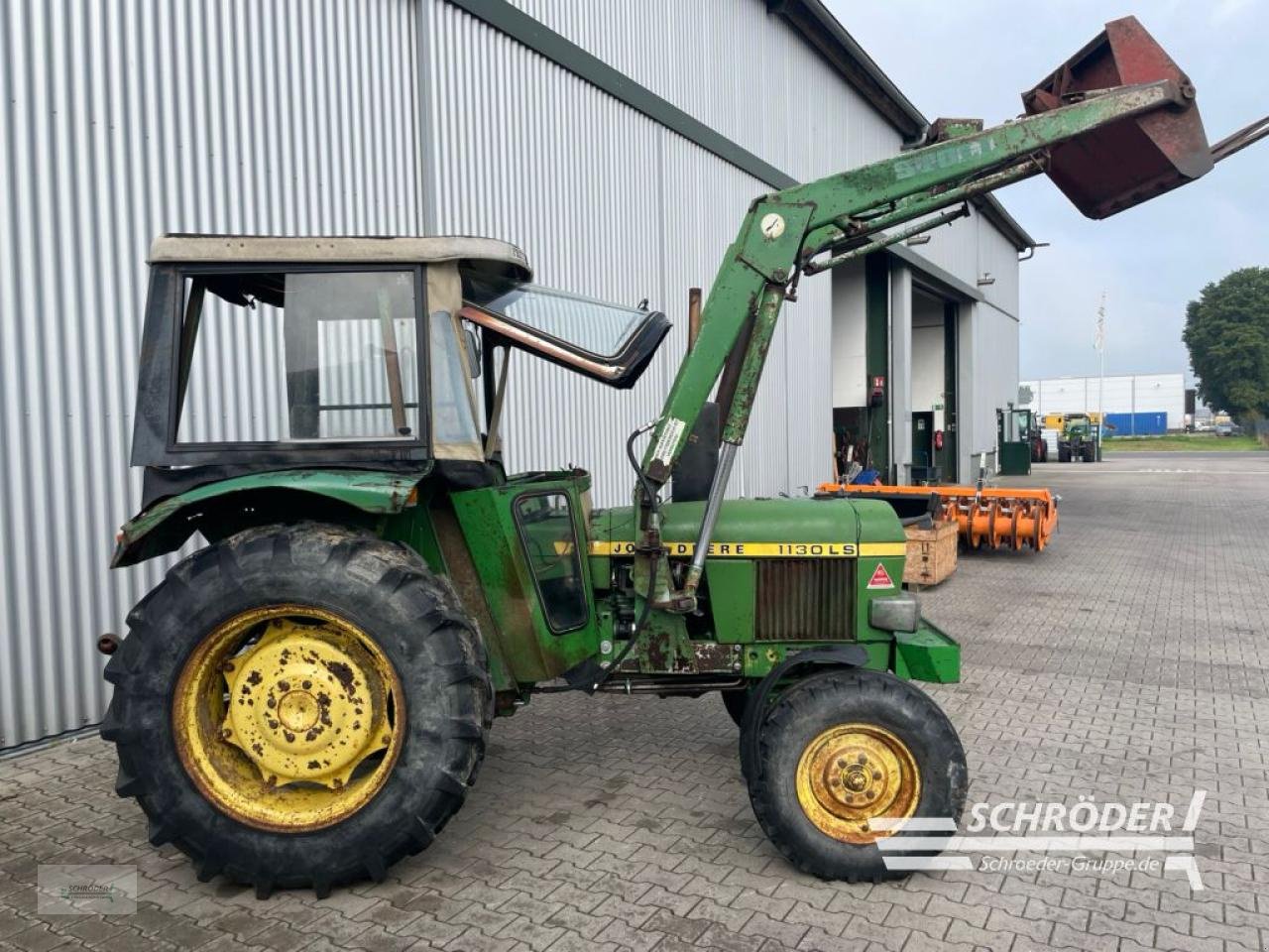 Traktor typu John Deere 1130 LS, Gebrauchtmaschine w Wildeshausen (Zdjęcie 2)