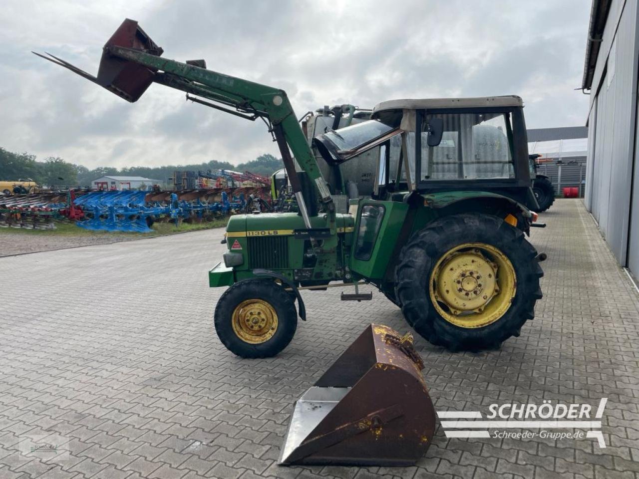 Traktor typu John Deere 1130 LS, Gebrauchtmaschine w Wildeshausen (Zdjęcie 4)