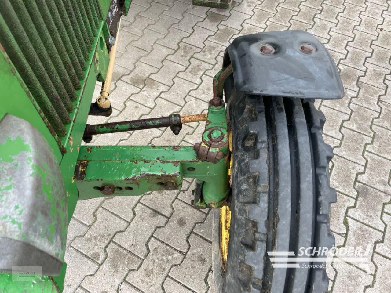 Traktor του τύπου John Deere 1130 LS, Gebrauchtmaschine σε Wildeshausen (Φωτογραφία 9)