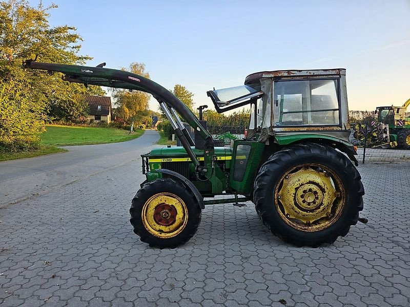 Traktor Türe ait John Deere 1130 mit Allrad und hydraulischer Lenkung. Tüv 25, Gebrauchtmaschine içinde Honigsee (resim 3)