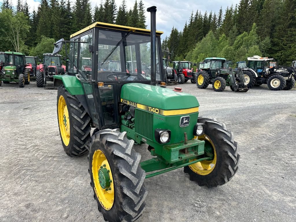 Traktor van het type John Deere 1140, Gebrauchtmaschine in Sorgues (Foto 1)