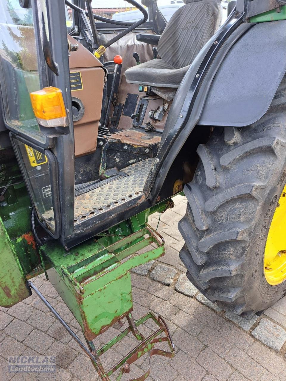 Traktor του τύπου John Deere 1750 Allrad, Gebrauchtmaschine σε Schirradorf (Φωτογραφία 5)