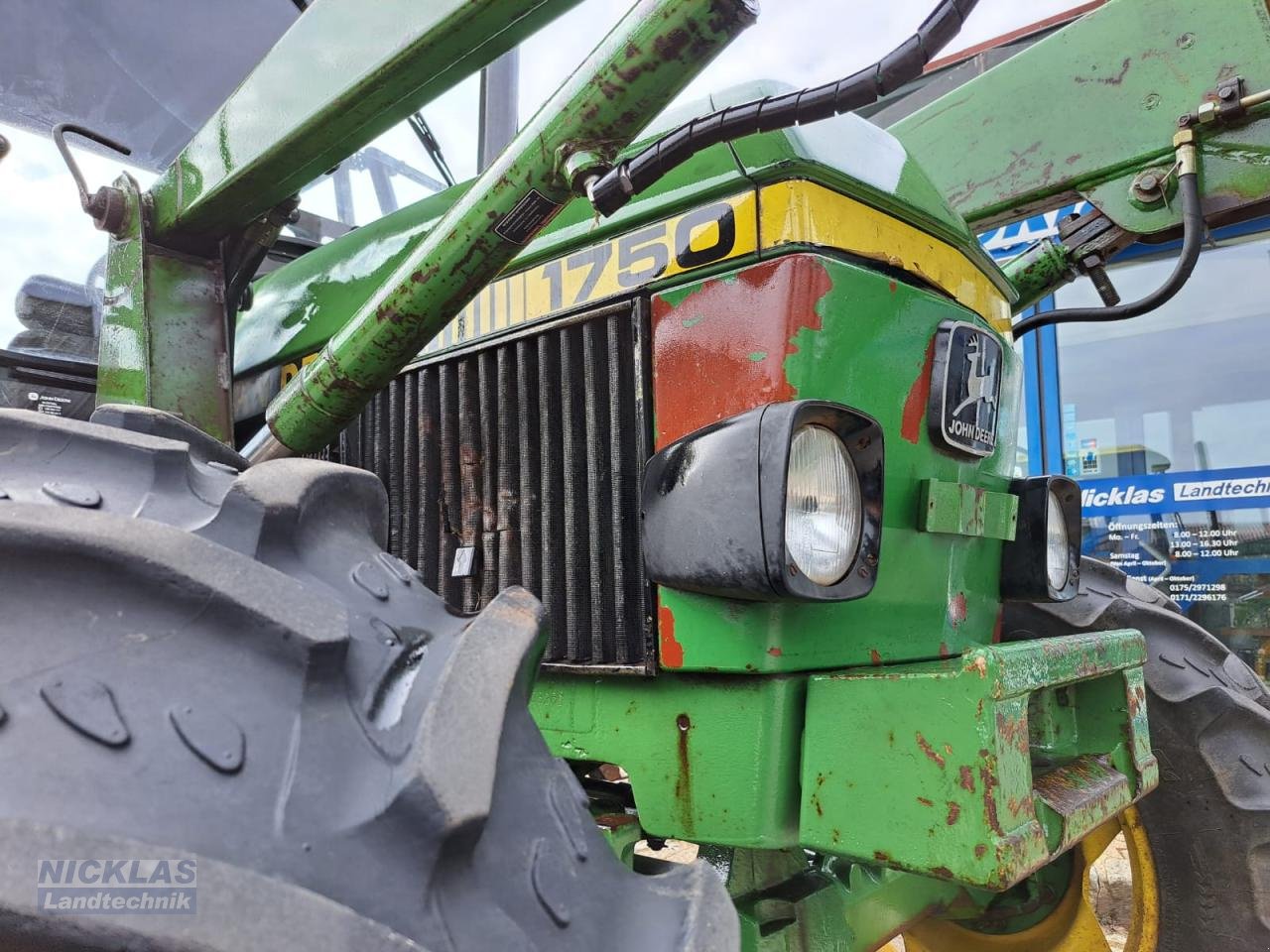 Traktor типа John Deere 1750 Allrad, Gebrauchtmaschine в Schirradorf (Фотография 11)