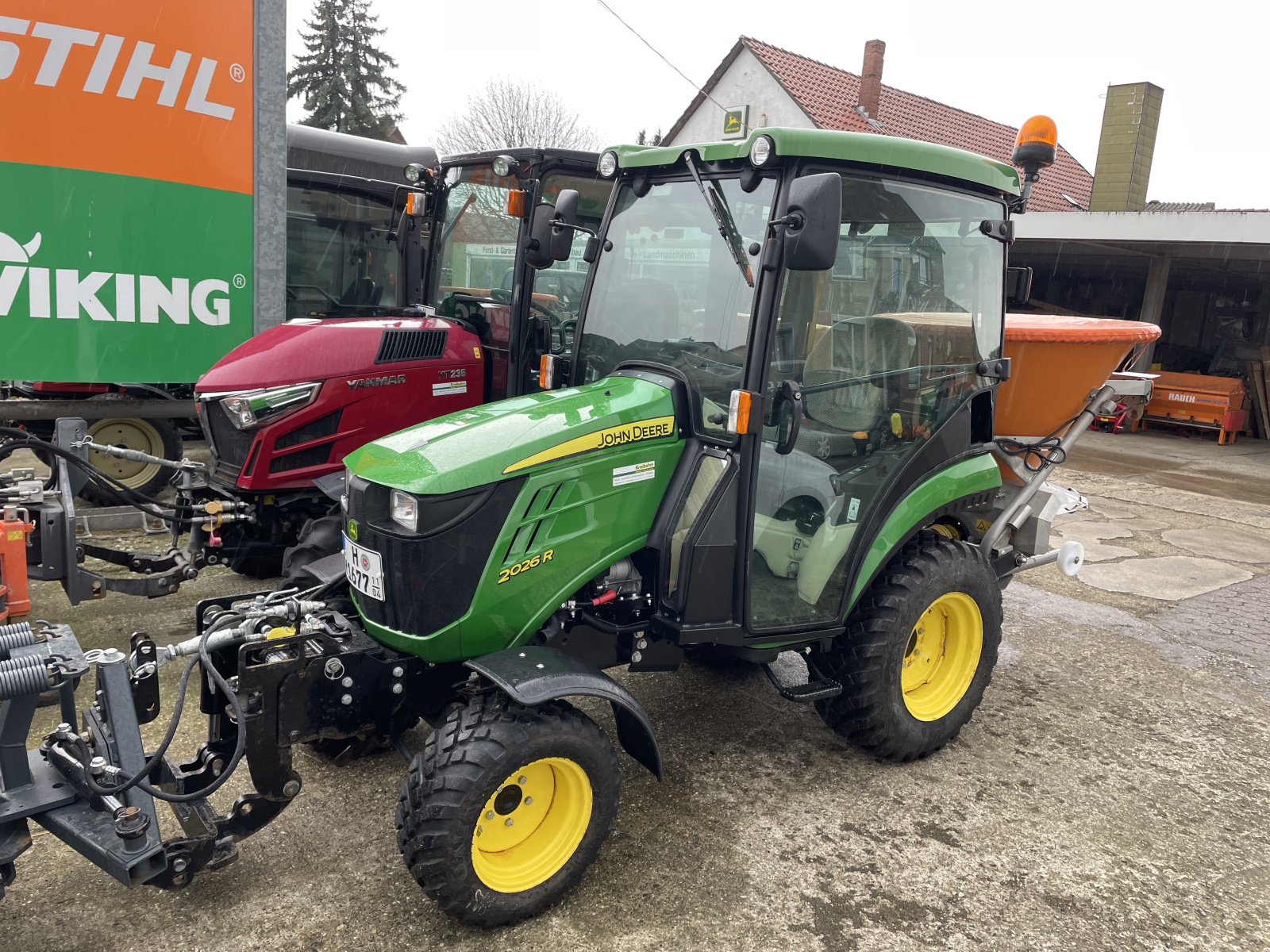 Traktor tipa John Deere 2026 R, Gebrauchtmaschine u Alferde (Slika 1)