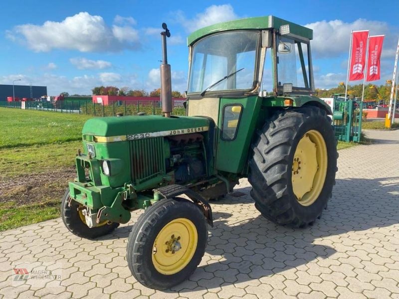 Traktor des Typs John Deere 2030 S, Gebrauchtmaschine in Oyten