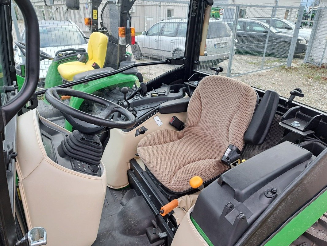 Traktor des Typs John Deere 2032R, Neumaschine in Mrągowo (Bild 7)