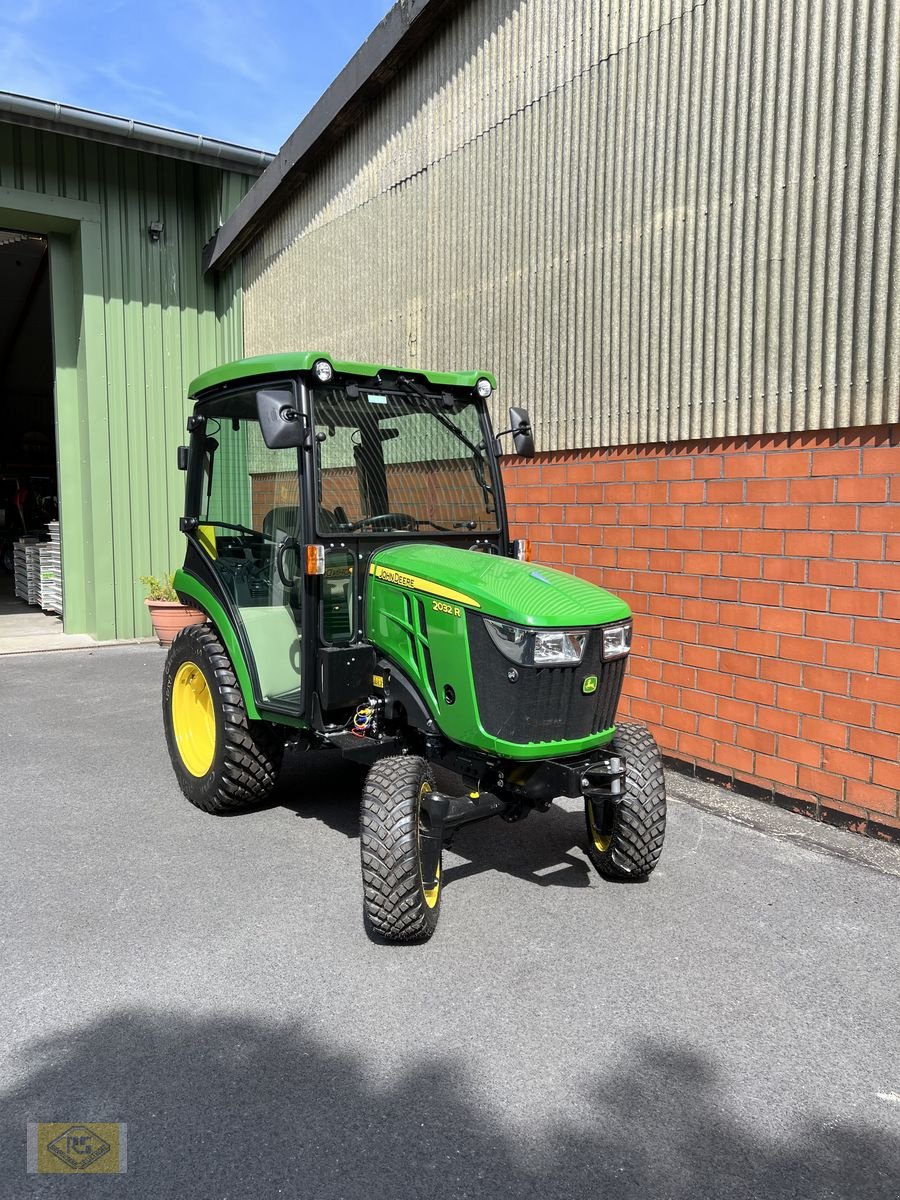 Traktor van het type John Deere 2032R, Neumaschine in Beelen (Foto 8)