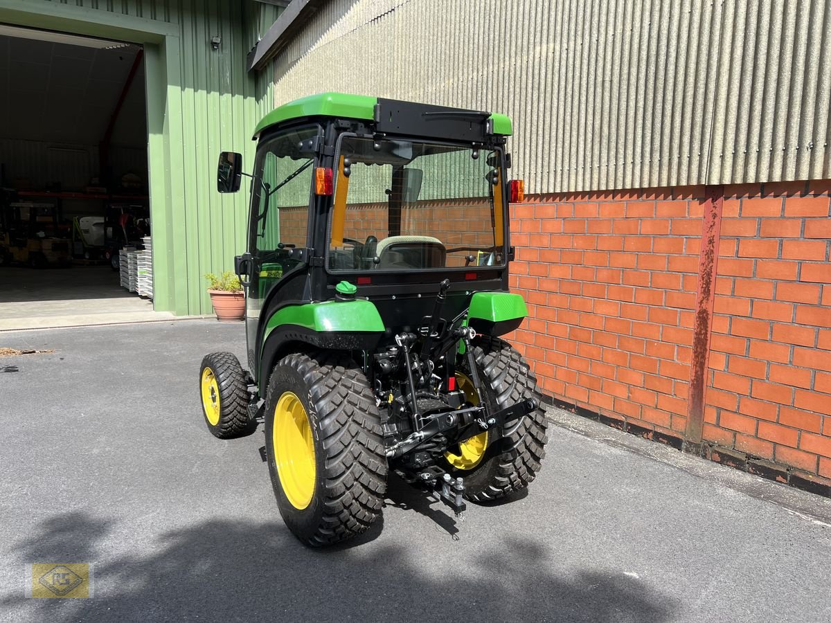 Traktor of the type John Deere 2032R, Neumaschine in Beelen (Picture 15)