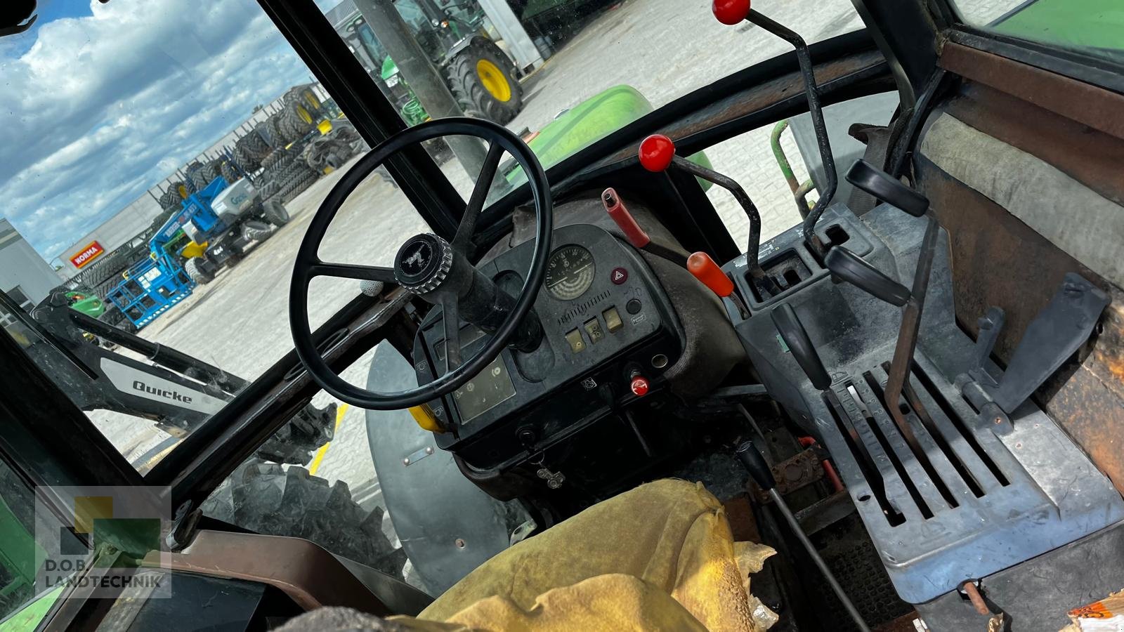 Traktor typu John Deere 2140 -MOTORSCHADEN-Ersatzteilträger-, Gebrauchtmaschine v Regensburg (Obrázok 10)