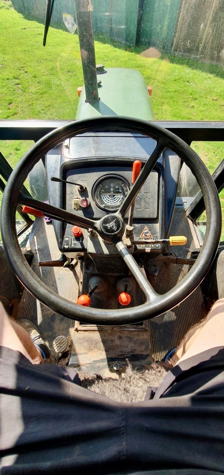 Traktor of the type John Deere 2140 S, Gebrauchtmaschine in Liebenwalde (Picture 5)