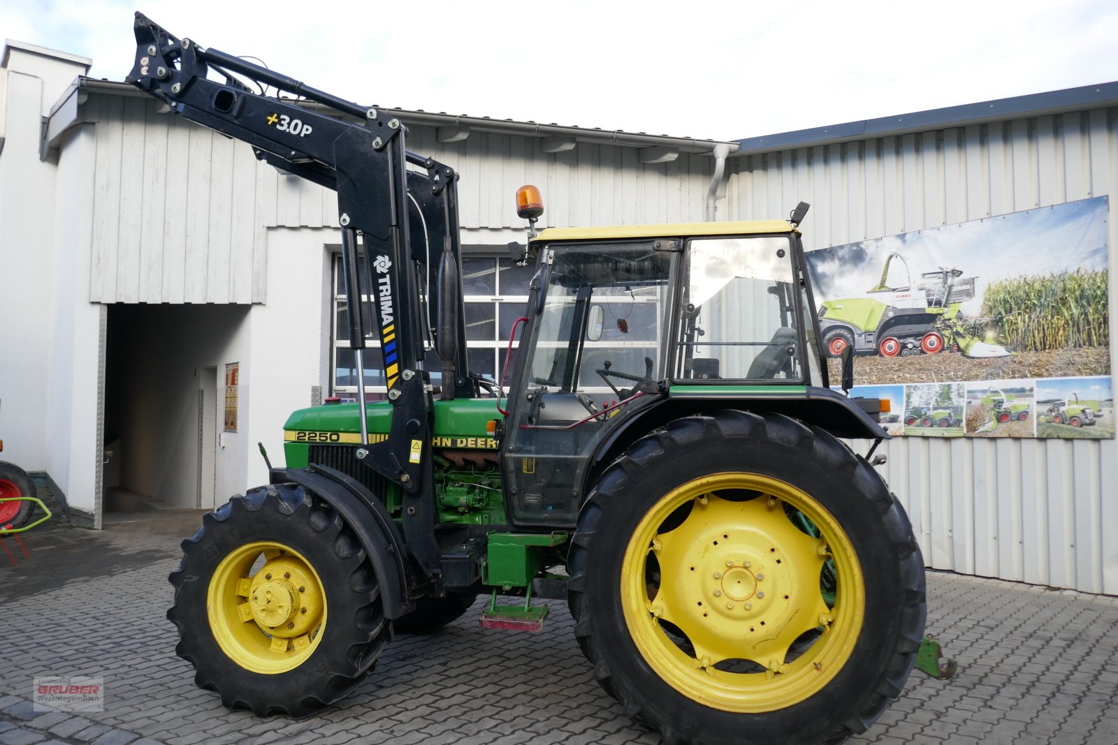 Traktor του τύπου John Deere 2250 AS + Frontlader TRIMA, Gebrauchtmaschine σε Dorfen (Φωτογραφία 9)