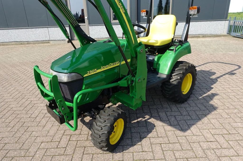 Traktor типа John Deere 2305 4wd HST / 0923 Draaiuren / Voorlader, Gebrauchtmaschine в Swifterband (Фотография 5)