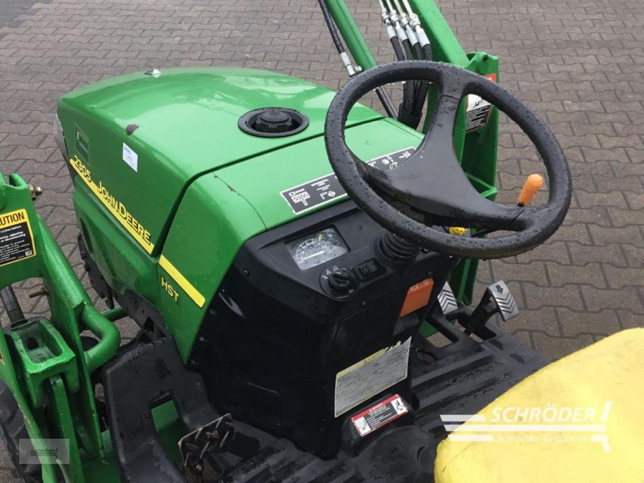 Traktor of the type John Deere 2305, Gebrauchtmaschine in Wildeshausen (Picture 5)