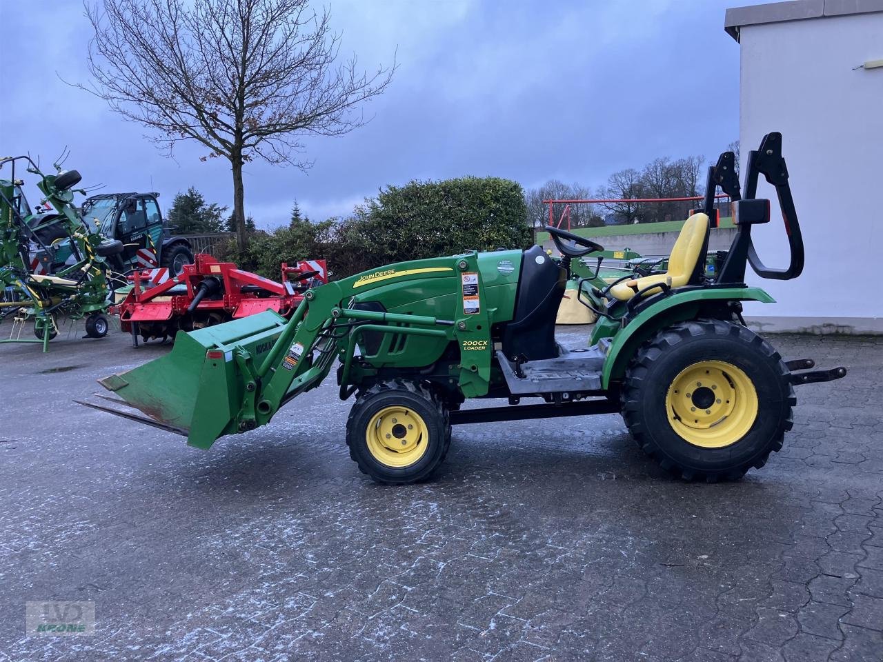 Traktor typu John Deere 2320, Gebrauchtmaschine v Spelle (Obrázek 3)