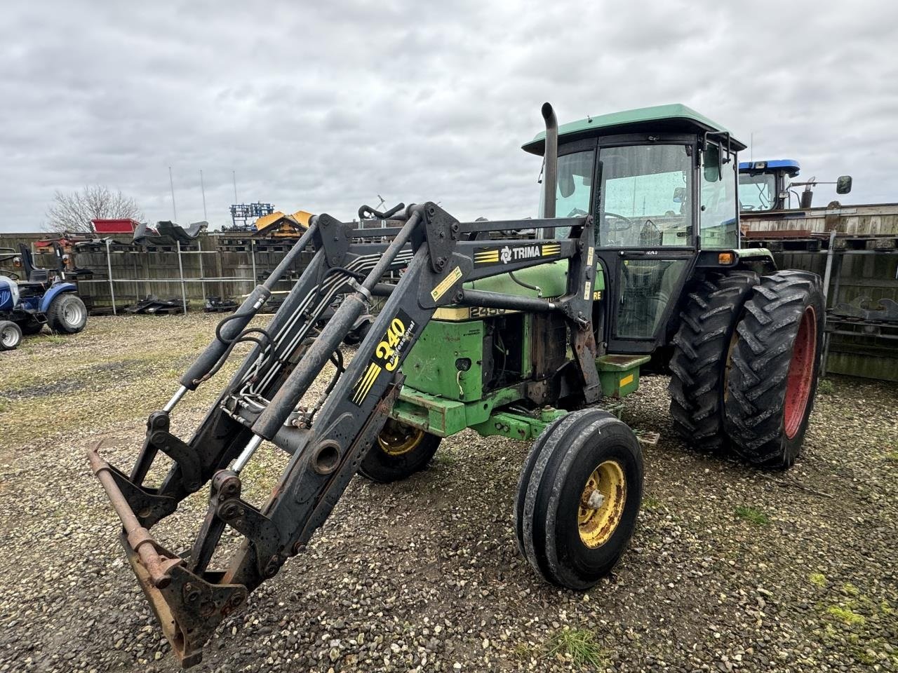 Traktor του τύπου John Deere 2450, Gebrauchtmaschine σε Hadsten (Φωτογραφία 1)