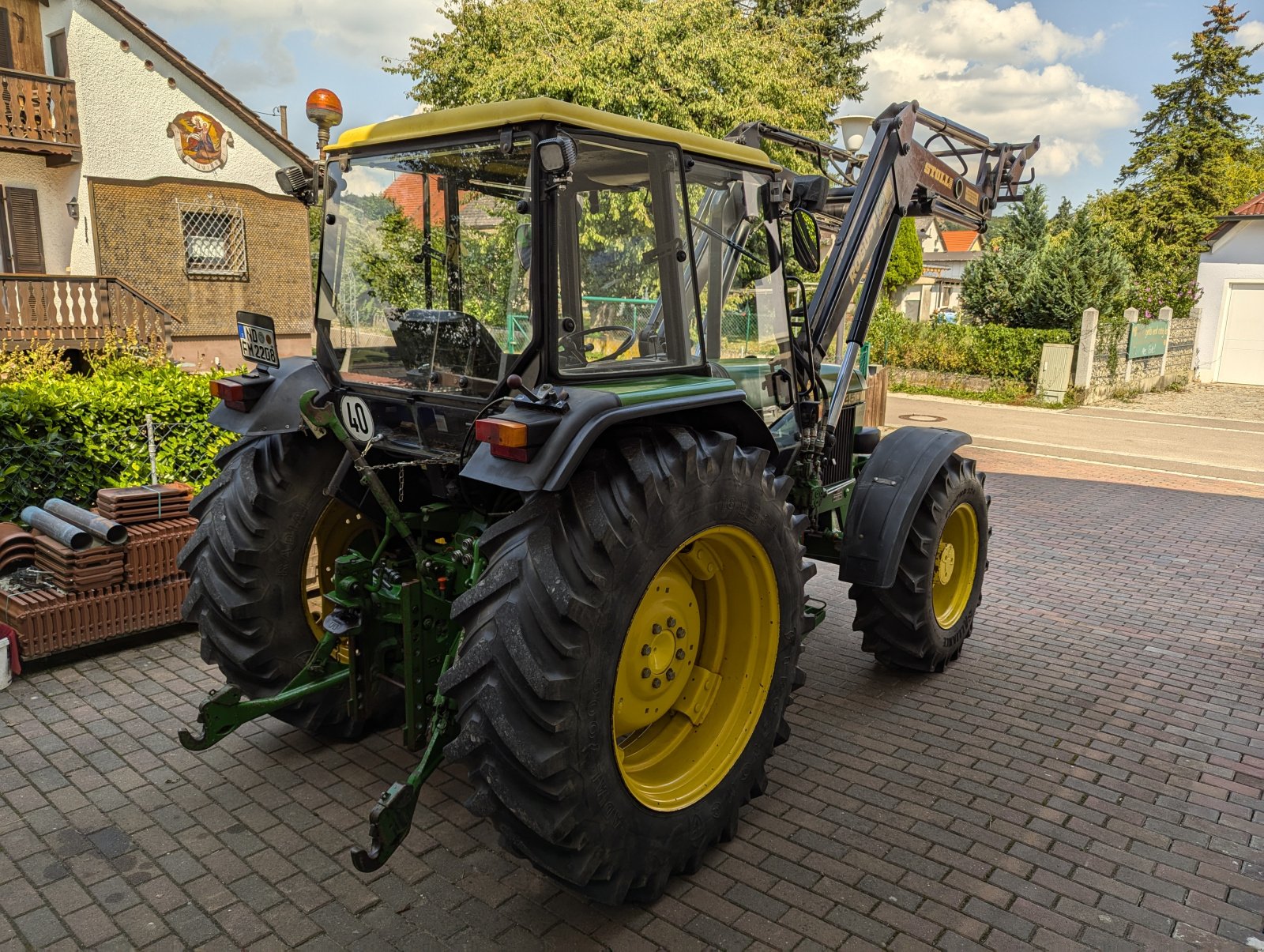 Traktor des Typs John Deere 2450, Gebrauchtmaschine in Oberhausen (Bild 3)